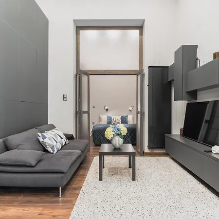 Exclusive Stylish On The Andrassy Fashion St Apartament